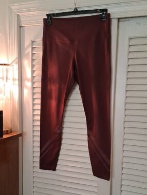 Tory Burch Chevron  Maroon High-Rise Performance Leggings